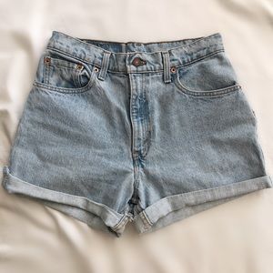 Levi’s 550 jean shorts